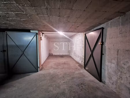 box fermé au deuxième sous-sol