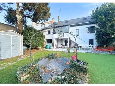 vente maison à nantes rond-point de rennes (44000) : à vendre / 182m² nantes rond-point de