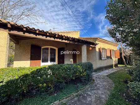 pelissanne - villa t4 + jardin + terrasse + garage - 104.41 m2