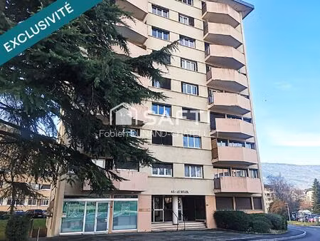 appartement 2 pièces avec balcon  cave et garage.