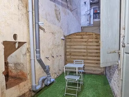 t3 contemporain avec terrasse – calme et élégance à saint lambert