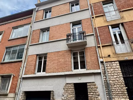 t3 traversant 60 m² ? secteur jardin françois-verdier / place dupuy ? toulouse