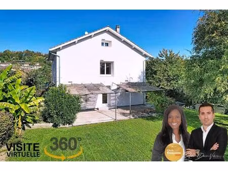 maison d’exception de 195 m² – vieux village de l’isle d’abeau – terrain de 1130 m² avec p