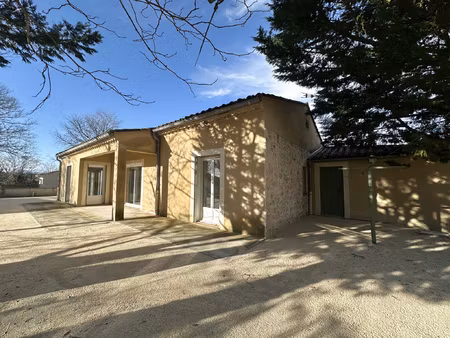 vente maison plain-pied 105m2 sur 619m2 de terrain