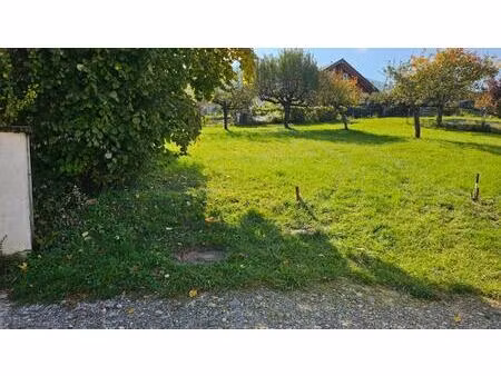 terrain à bâtir d'une superficie de 700m² à arvillard (73110)