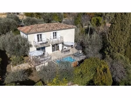 adorable maison en position dominante et vue panoramique - mzicbr00014