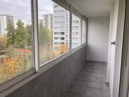 appartement t4 au grand mail :