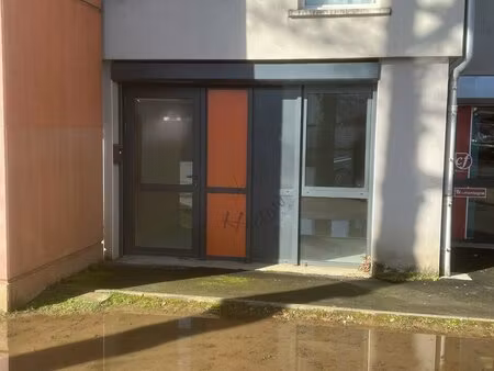 local commercial à louer