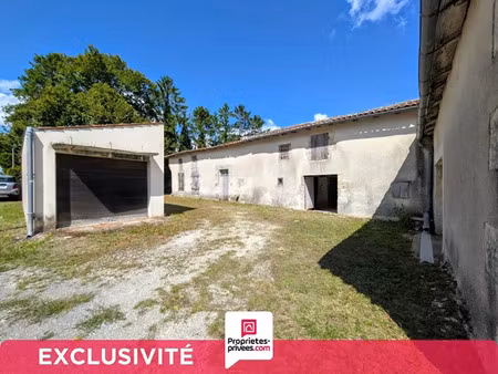 vente maison 4 pièces 177 m² à coulonges (17800)  46 000 €