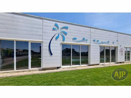 local professionnel espace aquatique proche bordeaux