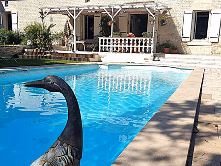 maison 145 m² pierre à vendre 6 pièces bellevigne (16) 3/4 chambres plus piscine