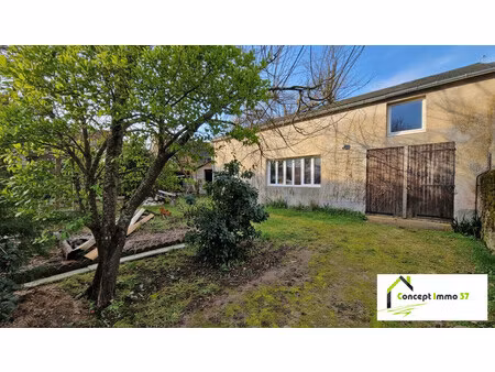 grange aménagée avec garage en plein centre de montlouis sur l