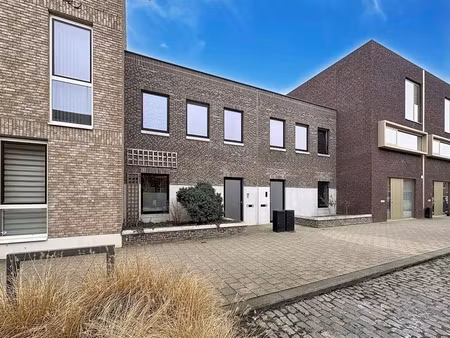 huis te huur in hoboken met 3 slaapkamers
