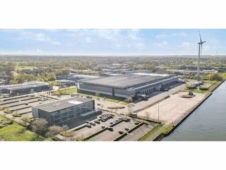 commercieel te huur in beringen