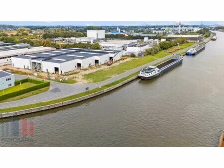 commercieel te huur in evergem