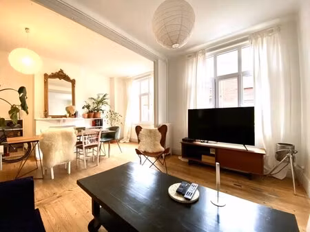 à louer appartement 60 92 m² – 854 € |la madeleine