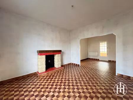 vente maison 5 pièces 109 m² à saint-amand-montrond (18200)  100 000 €