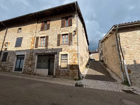 immeuble 7 pièces 200 m² à vendre / acheter val-revermont 01370 ? | era immobilier