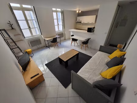 location appartement 1 pièce 31m² nimes 30000