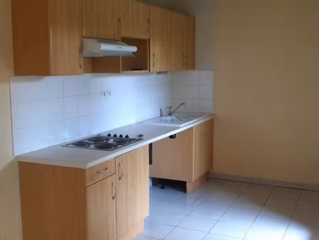 location appartement 3 pièces 68m² valence 82400