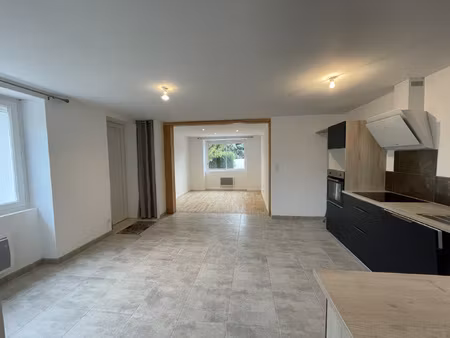 location appartement 3 pièces 56m² luc la primaube 12450