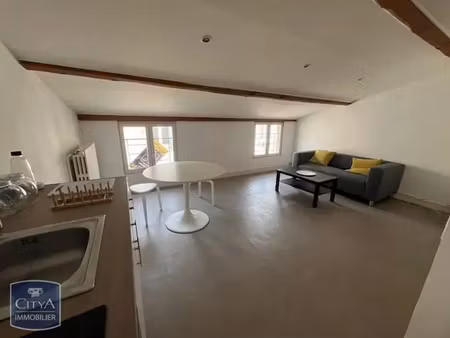 appartement à louer 1 pièce 28 m² - clermont-ferrand (63) - 550€