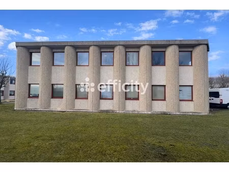 bureau 10 pièces - 800 m²
