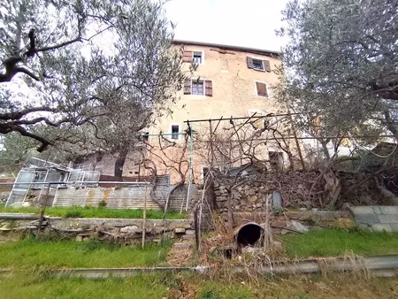 vente maison 4 pièces 101 m² à castellet-lès-sausses (04320)  139 000 €