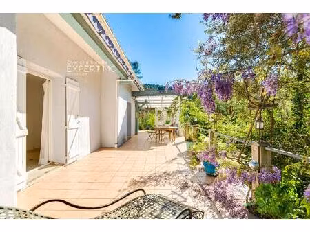 charmante villa plain pied + 1ha de terrain