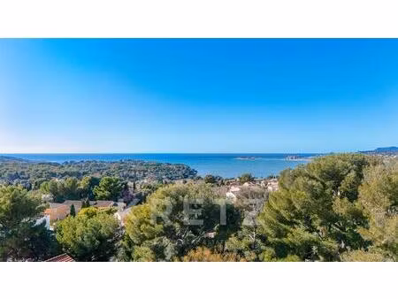 sanary - terrain plat 690 m² constructible - pc villa 170 m²