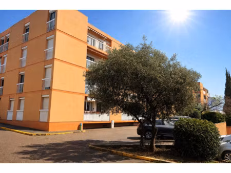 achat parking vitrolles 13127