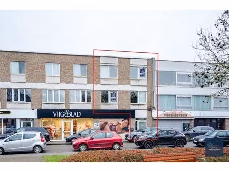 ruim duplex appartement in centrum mariakerke