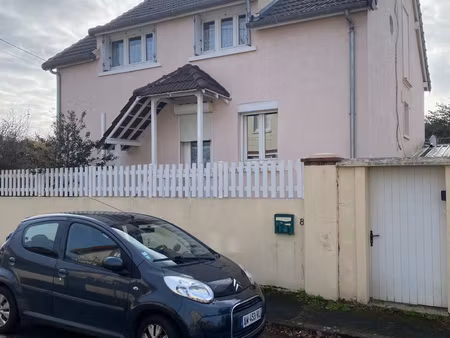 a melun quartier résidentiel proche gare