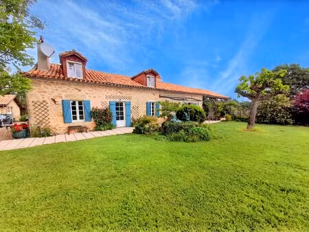 maison de caractère avec piscine