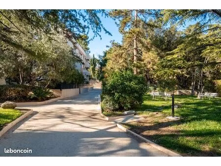 duplex terrasse parking studio