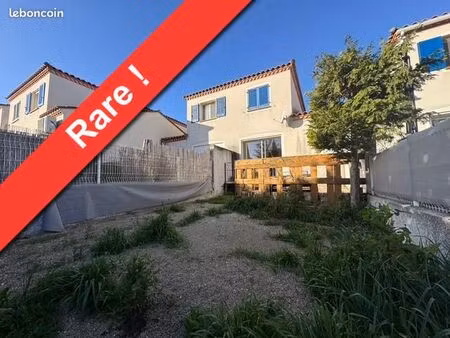 villa 4 pièces 90 m²