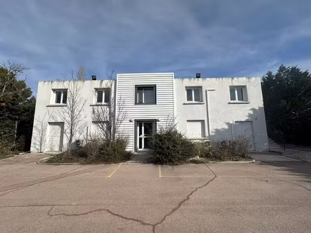 location local professionnel 320m² aix en provence 13290