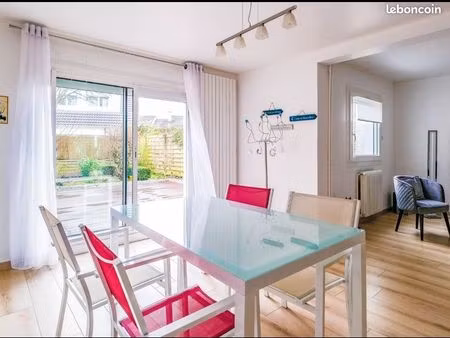 maison meublée f4+ bureau  grenier avec jardin à louer à lésigny (77150) – quartier réveil