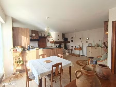 maison 5 pièces 77 m²