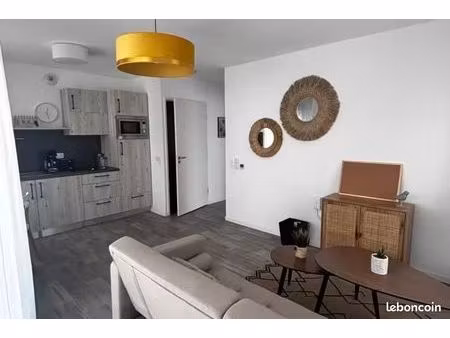 appartement • 2 pces • 1 chambre • 44 m² • 1er tage