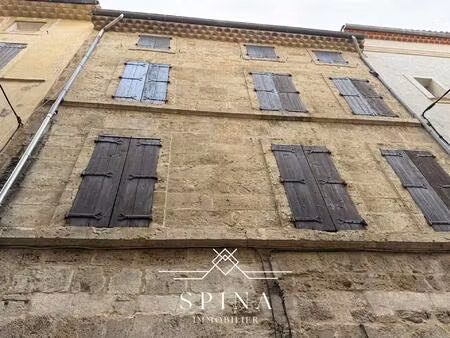 béziers centre - immeuble en r+3 de 458m2 avec 7 appartements & 2 garages