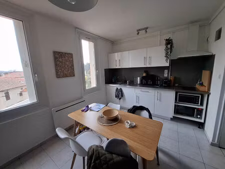 location appartement 2 pièces 42m²