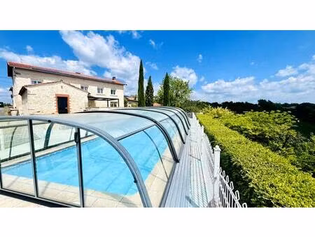 maison en pierre de caractère  6 pièce(s) 158 m2