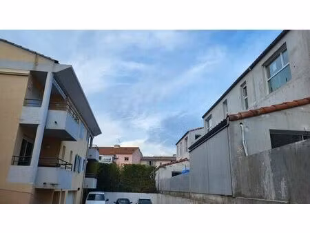 annonce location appartement 2 pièces de 35m2 à le pradet (83220) - paruvendu.fr ref 99278