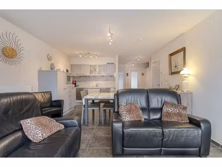 appartement te koop in merelbeke met 2 slaapkamers