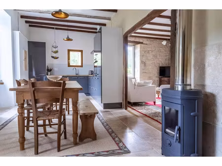 vente maison 5 pièces 100 m² à montcuq (46800)  300 000 €