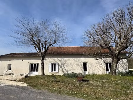 vente maison 6 pièces 150 m² à brie-sous-chalais (16210)  273 000 €