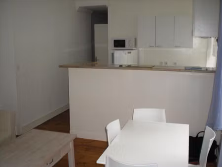 f2 meuble - badouillere / place albert thomas