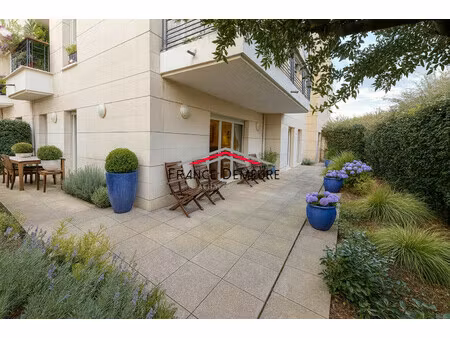 appartement f4 avec jardin privatif cave et parking sous-sol