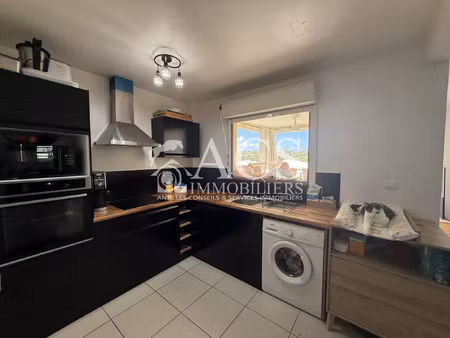 appt t2 vue dégagée avec garage